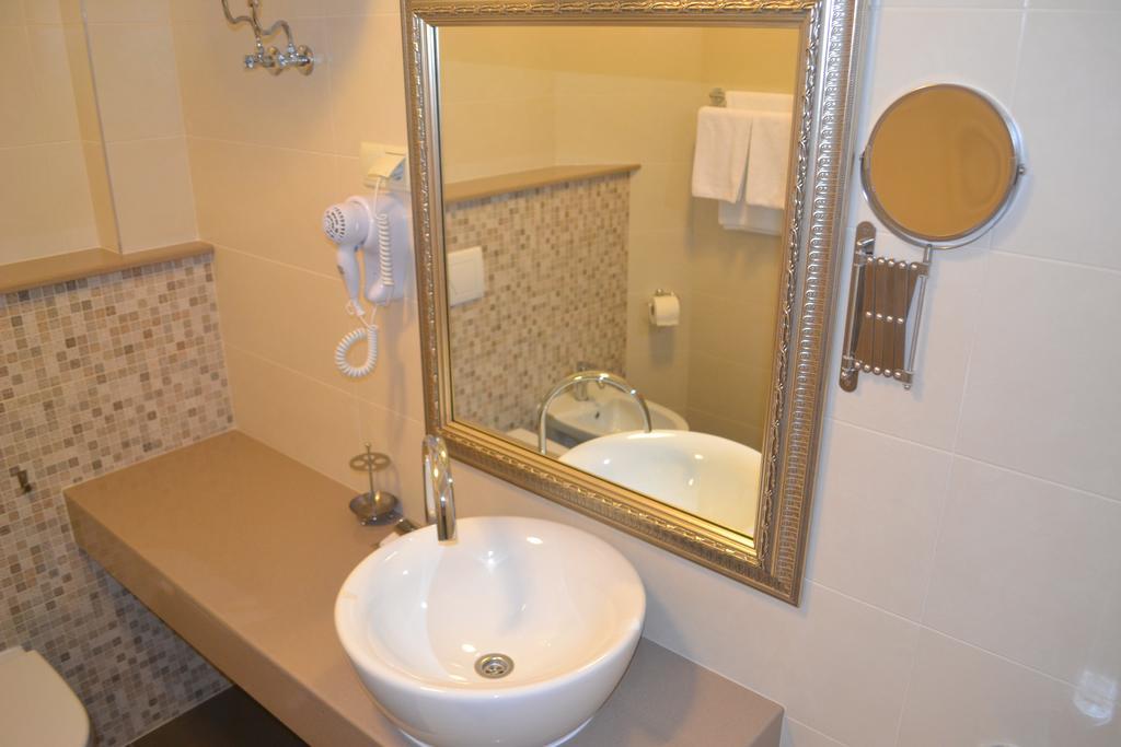 צ'יסינאו Hotel Apartments Adresa מראה חיצוני תמונה