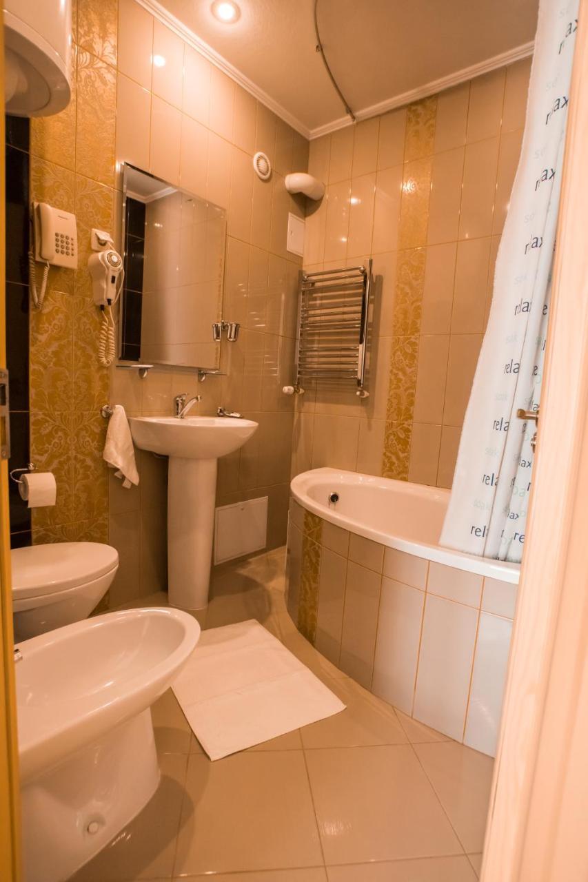 צ'יסינאו Hotel Apartments Adresa מראה חיצוני תמונה
